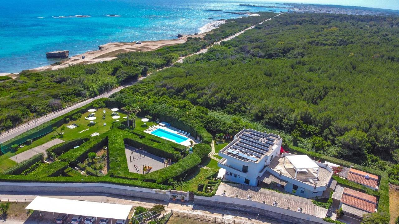 Aparthotel Punta Cassano - In Piscina Sulla Di Sabbia