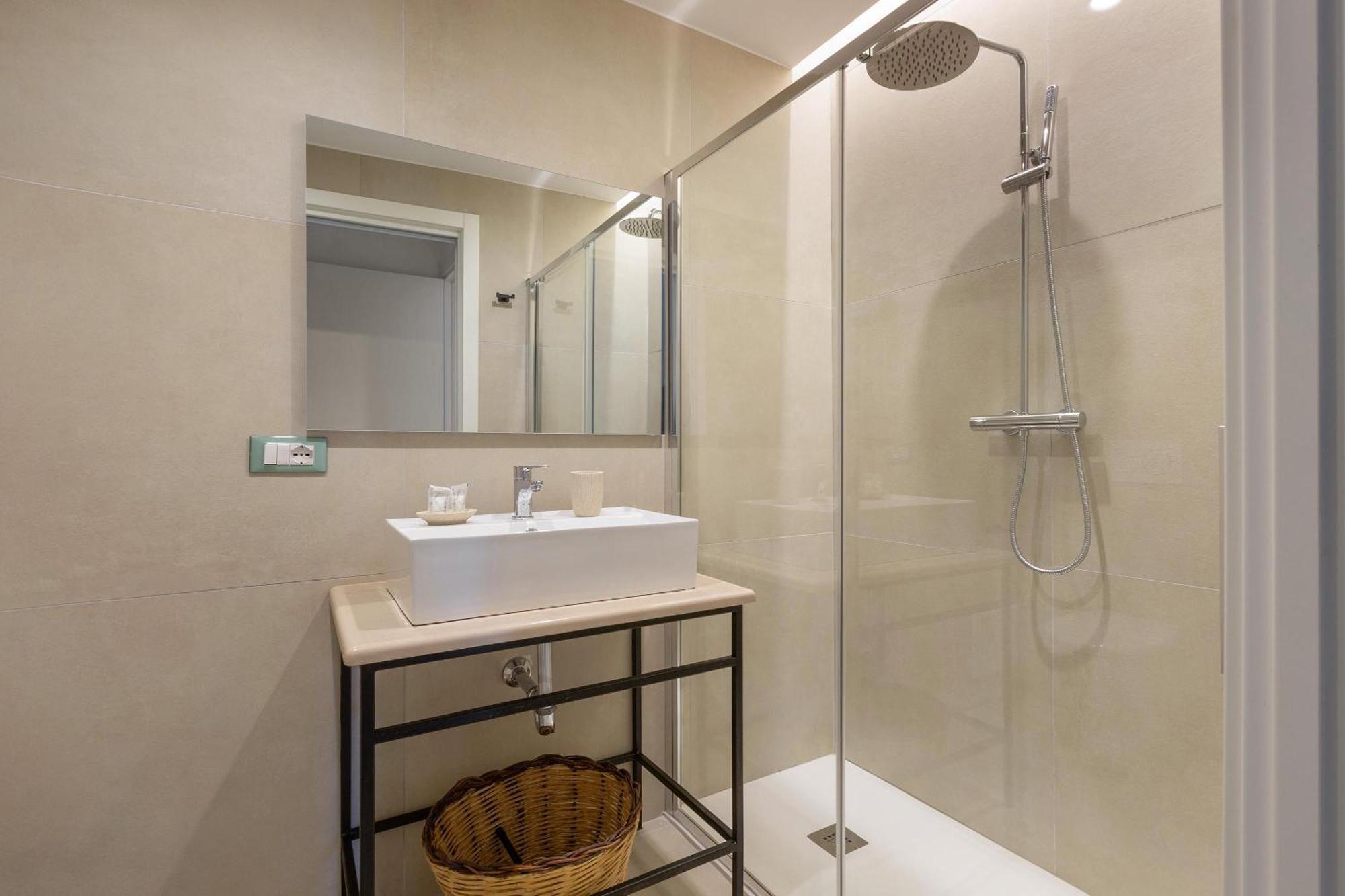 Aparthotel Punta Cassano - In Piscina Sulla Di Sabbia 3*