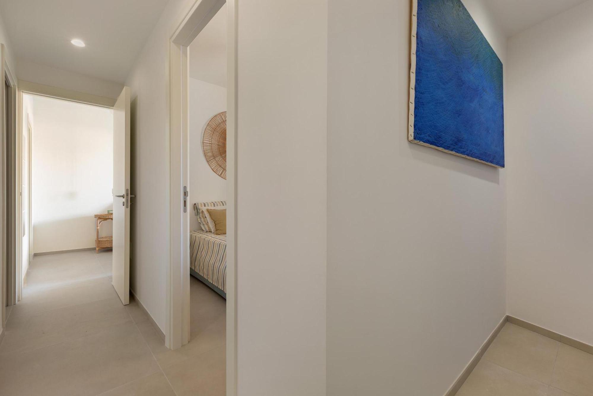 Aparthotel Punta Cassano - In Piscina Sulla Di Sabbia